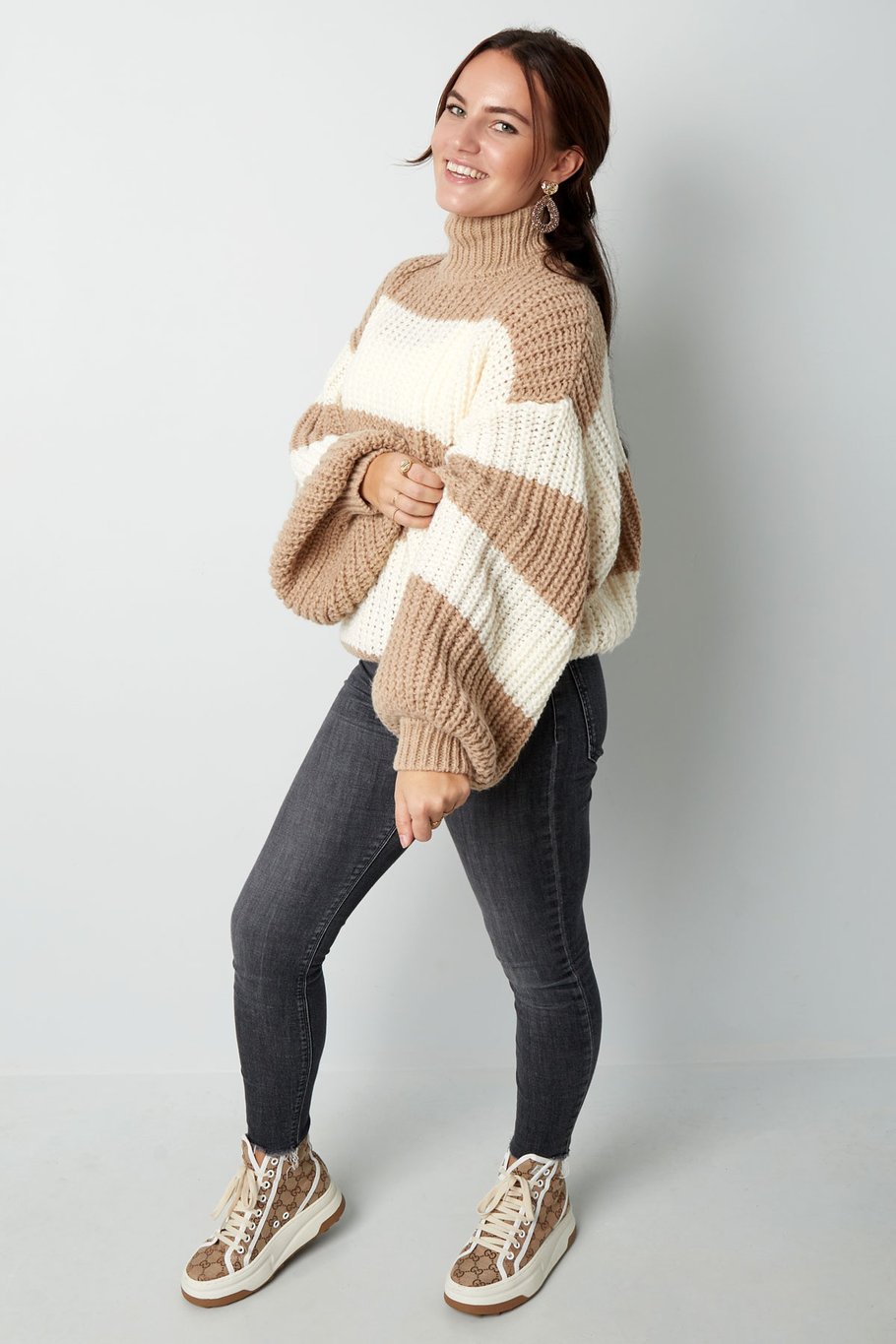 Warmer gestreifter Strickpullover - grün Bild4